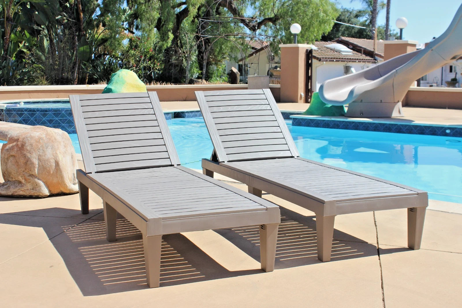 Premium Outdoor Lounge Chair